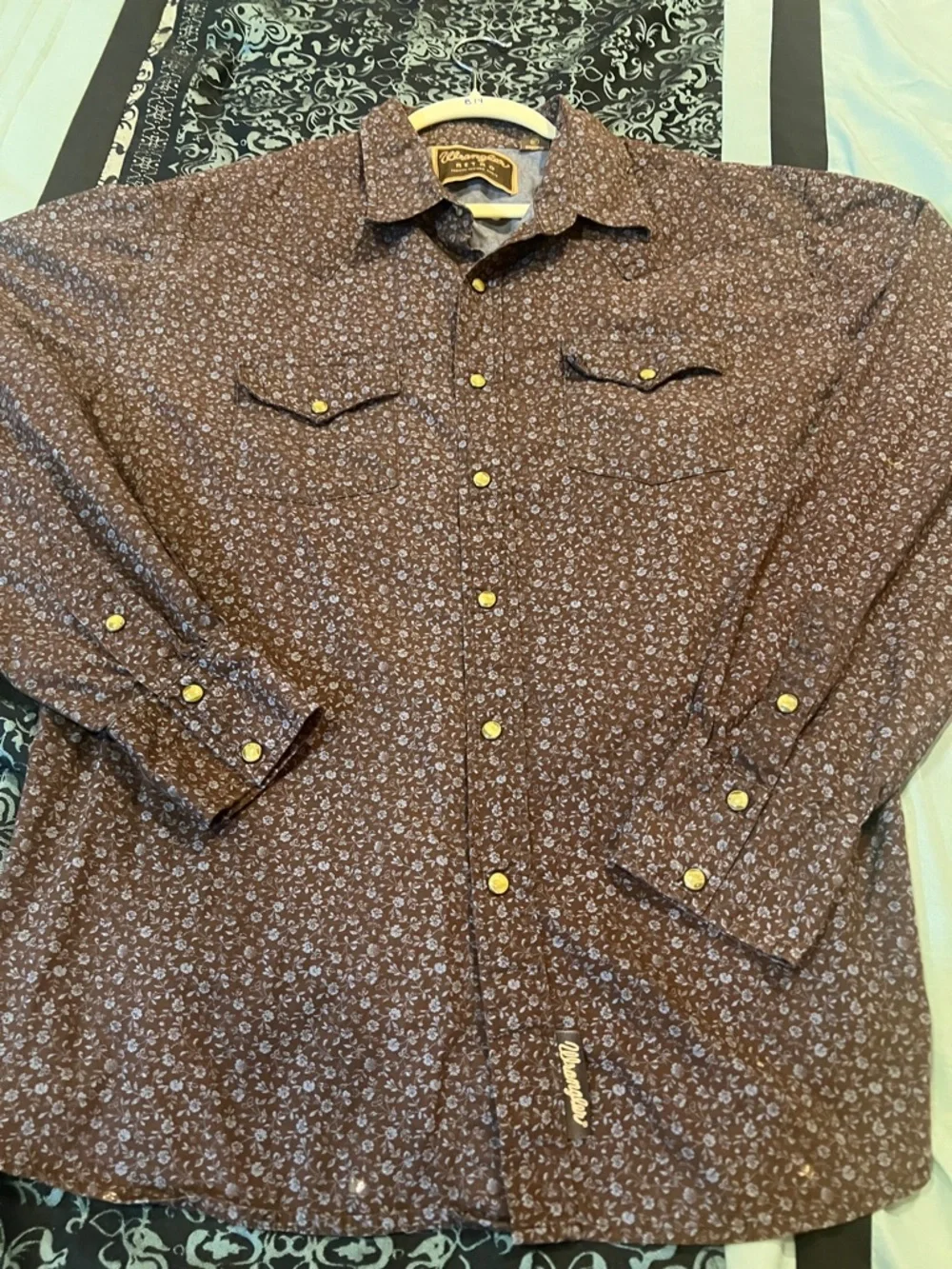 Wrangler RETRO Brown Floral-Print Long-Sleeve Button-Down Shirt - Picture 1 of 7